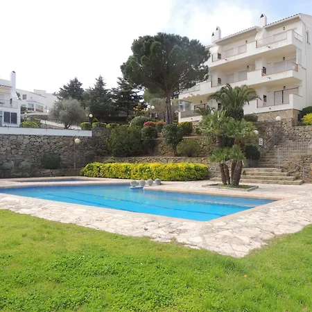 Near With Pool *