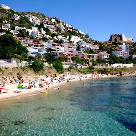 Near With Pool * Ρόζες