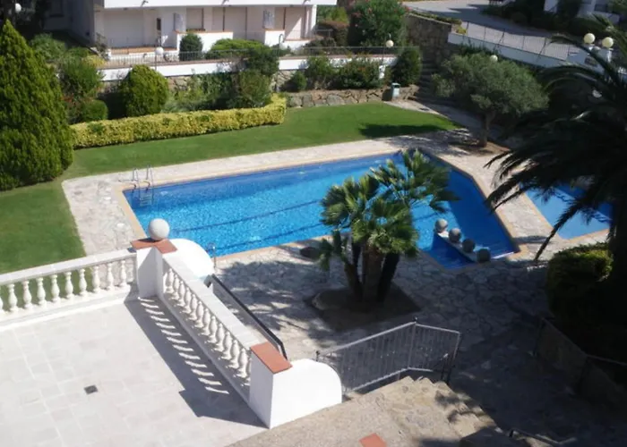 Near With Pool