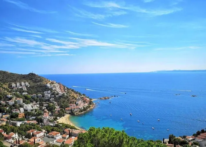 Near With Pool * Ρόζες